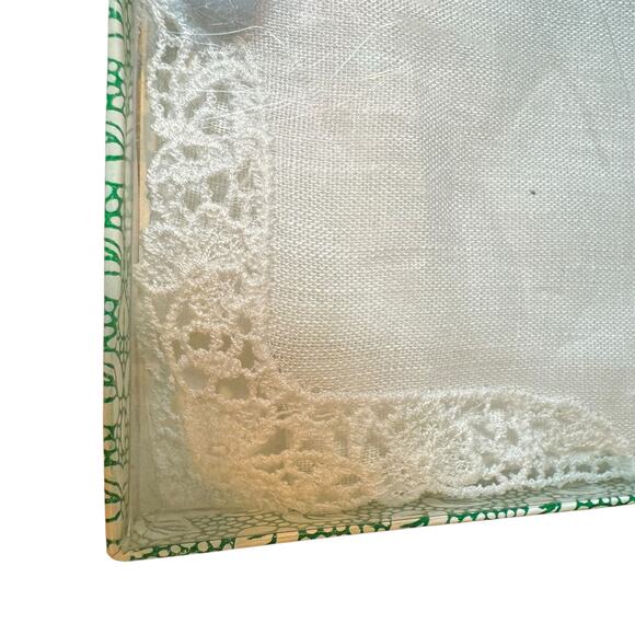 Vtg Irish Linen Wedding Handkerchief White Lace Trim Hanky Something Old - Picture 3 of 5